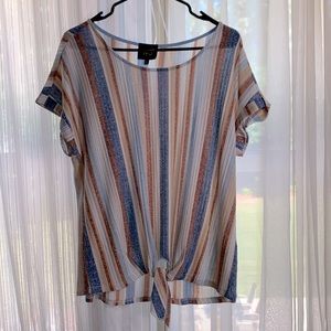 EUC W5 Short Sleeved Front Tie Top size M